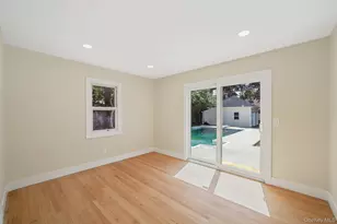 48 Vernon St, Patchogue, NY 11772 - Photo 14