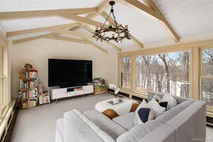 1355 Journeys End Rd, Croton on Hudson, NY 10520 - Photo 10