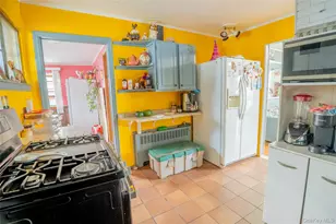 60 32nd St, Copiague, NY 11726 - Photo 4