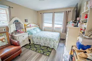 60 32nd St, Copiague, NY 11726 - Photo 14