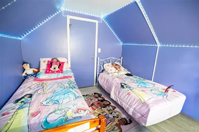 60 32nd Street, Copiague, NY 11726 - Photo 12