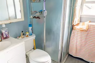 60 32nd St, Copiague, NY 11726 - Photo 10