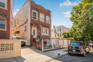 4312 Carpenter Ave, Bronx, NY 10466 - Photo 1