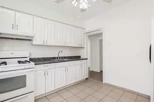 4312 Carpenter Ave, Bronx, NY 10466 - Photo 8