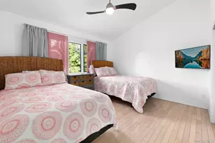 7 Harbor Rd, Hampton Bays, NY 11946 - Photo 12