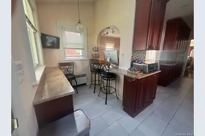 452 Macatee Place, Mineola, NY 11501 - Photo 32