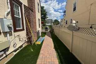 456 Macatee Pl, Mineola, NY 11501 - Photo 36