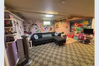 456 Macatee Place, Mineola, NY 11501 - Photo 30