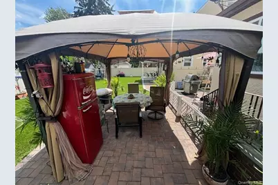 456 Macatee Place, Mineola, NY 11501 - Photo 42