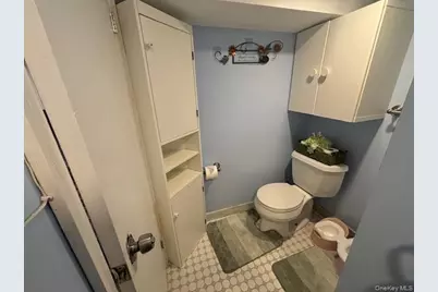 456 Macatee Place, Mineola, NY 11501 - Photo 16