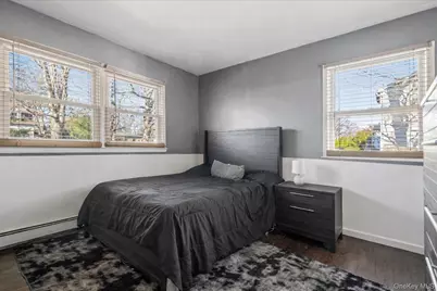 112 King Street, Bay Shore, NY 11706 - Photo 18