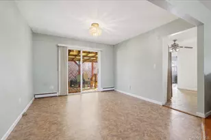 112 King St, Bay Shore, NY 11706 - Photo 6