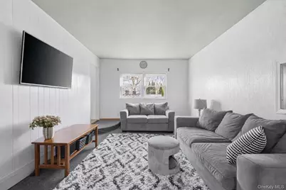 112 King Street, Bay Shore, NY 11706 - Photo 14