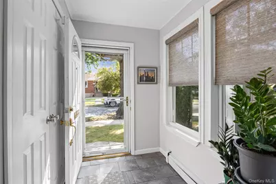 23 Nassau Road, Great Neck, NY 11021 - Photo 2