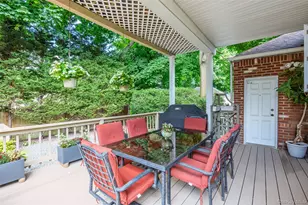 23 Nassau Rd, Great Neck, NY 11021 - Photo 30