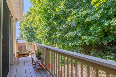 23 Nassau Road, Great Neck, NY 11021 - Photo 18