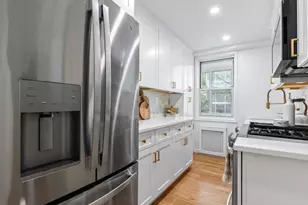 1 Washington Square Washington Square, Larchmont, NY 10538 - Photo 12