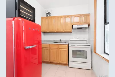 805 E 182nd Street #4E, Bronx, NY 10460 - Photo 8