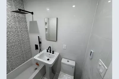 121-11 195th Street, Saint Albans, NY 11413 - Photo 4