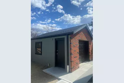 121-11 195th Street, Saint Albans, NY 11413 - Photo 8