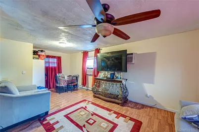 20 Lupidia Street, Amityville, NY 11701 - Photo 2