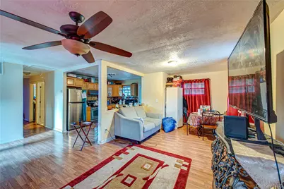 20 Lupidia Street, Amityville, NY 11701 - Photo 4