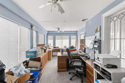 91 Ocean Avenue, Bay Shore, NY 11706 - Photo 18