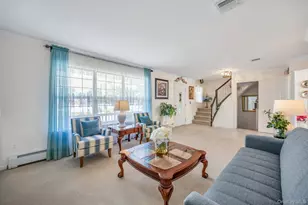 4 Vera Ct, Centereach, NY 11720 - Photo 24