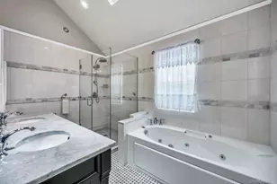 4 Vera Ct, Centereach, NY 11720 - Photo 40