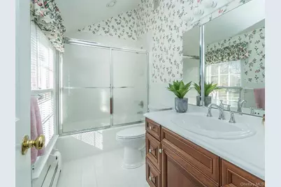 5 Danton Lane S, Locust Valley, NY 11560 - Photo 32