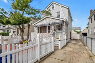 141-22 181st St, Springfield Gardens, NY 11413 - Photo 1