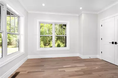 265 Arshamomaque Avenue, Southold, NY 11971 - Photo 16