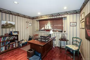 245 Birch Dr, Roslyn, NY 11576 - Photo 28