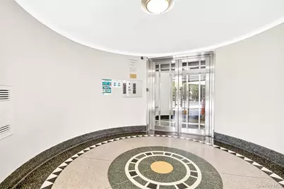 190 E Mosholu Parkway S #3C, Bronx, NY 10458 - Photo 4