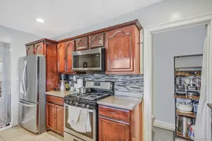 107 E 9th St, Huntington Station, NY 11746 - Photo 10