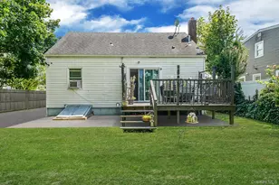 107 E 9th St, Huntington Station, NY 11746 - Photo 34