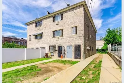 3703 Paulding Avenue, Bronx, NY 10469 - Photo 2