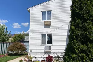 78-02 151st Ave, Howard Beach, NY 11414 - Photo 4