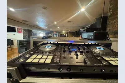 194-01 Linden Blvd, Saint Albans, NY 11412 - Photo 6