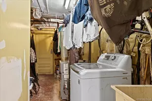 515 E 26th St, Brooklyn, NY 11210 - Photo 34