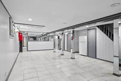 515 E 26th Street, Brooklyn, NY 11210 - Photo 26