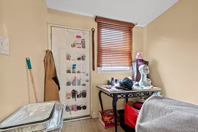 515 E 26th Street, Brooklyn, NY 11210 - Photo 20