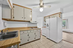 4 King St, Glenwood Landing, NY 11547 - Photo 12