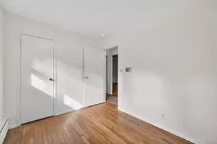 4 King St, Glenwood Landing, NY 11547 - Photo 20