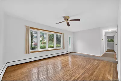 4 King Street, Glenwood Landing, NY 11547 - Photo 6