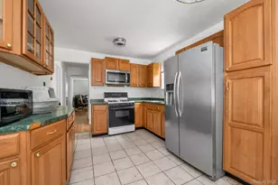 2711 Young Ave, Bronx, NY 10469 - Photo 8