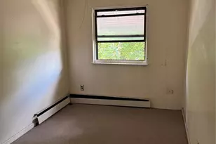 1254 Rosedale Ave, Bronx, NY 10472 - Photo 10