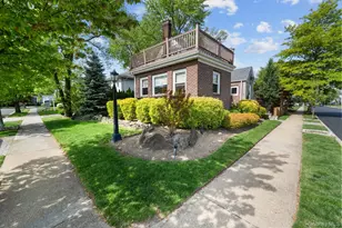 29 W Henrietta Ave, Oceanside, NY 11572 - Photo 10