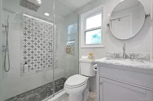 29 W Henrietta Ave, Oceanside, NY 11572 - Photo 34