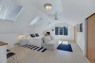 94 S Country Rd, Remsenburg, NY 11960 - Photo 22